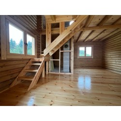 DOMEK Z BALI DREWNIANYCH